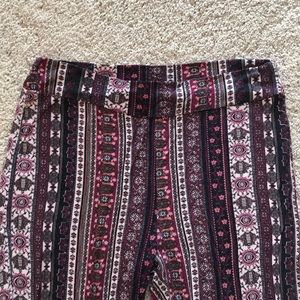 full tilt patterned flare leggings
